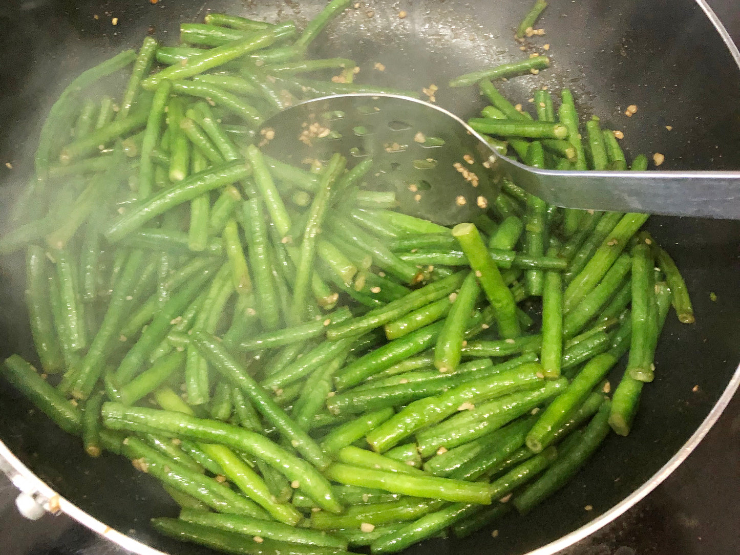 Dark Green Yard Long Beans